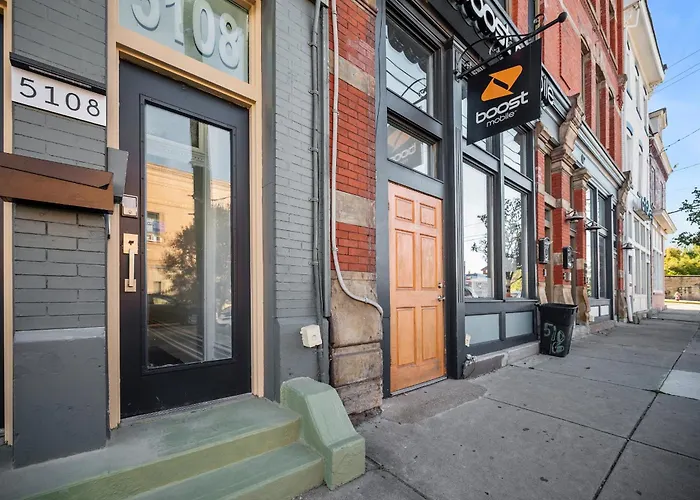 Lawrenceville 1b Bright And Stylish 2 Bedroom With Free Street Parking *